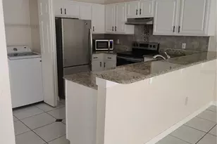1074 Universal Rest Pl, Kissimmee, FL 34744 - Photo 6