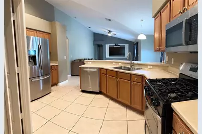 16016 Blossom Hill Loop, Clermont, FL 34714 - Photo 2