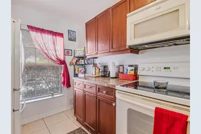 261 Autumn Lane #3, Kissimmee, FL 34743 - Photo 18