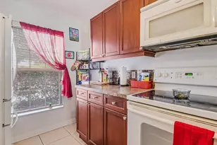 261 Autumn Ln, Kissimmee, FL 34743 - Photo 18