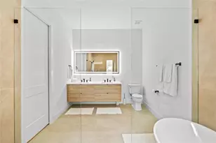 2441 Webber St, Sarasota, FL 34239 - Photo 26
