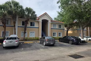 489 Las Cortes Ln, Orlando, FL 32824 - Photo 2