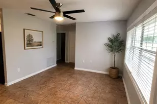 1215 E Lakeshore Blvd, Saint Cloud, FL 34769 - Photo 2