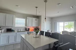 1626 Delightful Dr, Davenport, FL 33896 - Photo 12