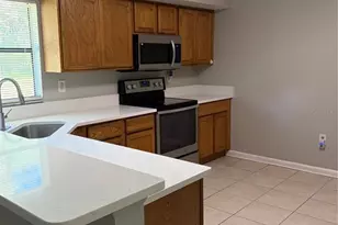 3249 Cottonwood Ct, Kissimmee, FL 34746 - Photo 6