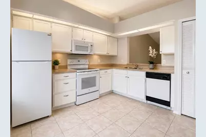 14776 Laguna Beach Circle, Orlando, FL 32824 - Photo 6