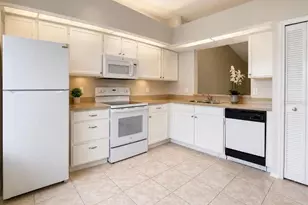 14776 Laguna Beach Cir, Orlando, FL 32824 - Photo 6