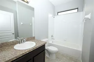 9175 Chandler Dr, Groveland, FL 34736 - Photo 14
