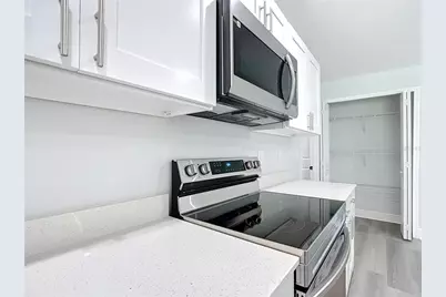 13609 SE 53rd Avenue, Summerfield, FL 34491 - Photo 8