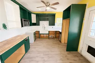 1037 Lexington St, Lakeland, FL 33801 - Photo 2