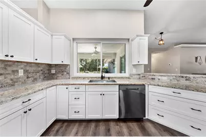 5978 Ed Harris Ct, Saint Cloud, FL 34771 - Photo 8