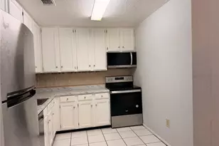 3956 Versailles Dr, Orlando, FL 32808 - Photo 20