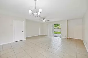 2748 Candlewood Ct, Apopka, FL 32703 - Photo 2