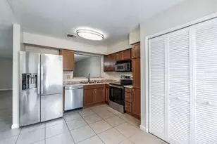 2748 Candlewood Ct, Apopka, FL 32703 - Photo 4