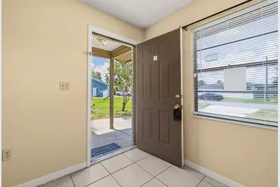 352 Cocoa Court, Kissimmee, FL 34758 - Photo 4