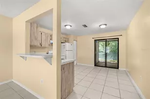 352 Cocoa Ct, Kissimmee, FL 34758 - Photo 8