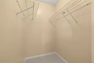 352 Cocoa Ct, Kissimmee, FL 34758 - Photo 12