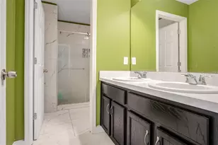 624 Sardinia Cir, Davenport, FL 33837 - Photo 16