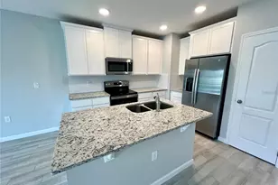 2890 Narcoossee Cmns Wy, Saint Cloud, FL 34771 - Photo 8