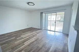 860 Sky Lake Cir, Orlando, FL 32809 - Photo 4