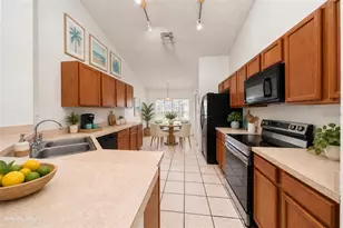 232 Lake Shore Pkwy, Davenport, FL 33896 - Photo 6