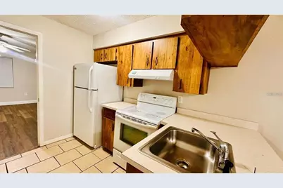 979 Berkley Road #4, Auburndale, FL 33823 - Photo 2