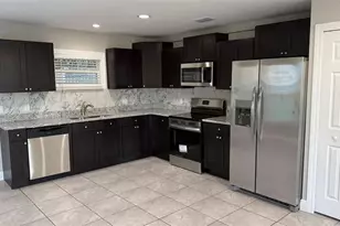 192 Julie Ln, Auburndale, FL 33823 - Photo 2