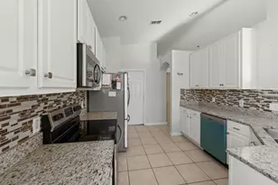 3181 Stonehurst Cir, Kissimmee, FL 34741 - Photo 16