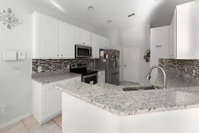 3181 Stonehurst Circle, Kissimmee, FL 34741 - Photo 12