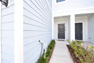 2639 Buena Vw Rd., Kissimmee, FL 34746 - Photo 4