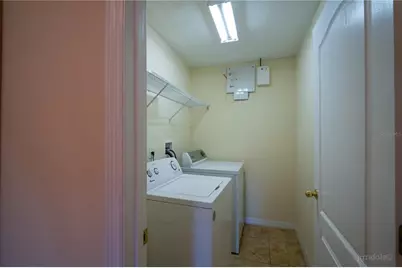 2136 Shadow Creek Drive, Kissimmee, FL 34746 - Photo 8