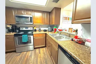 2165 Castle Point #2165, Winter Haven, FL 33880 - Photo 2