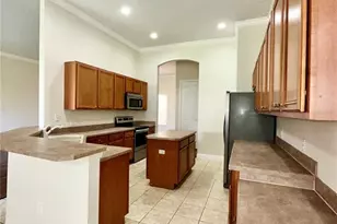 3544 Somerset Cir, Kissimmee, FL 34746 - Photo 10