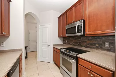 8252 Civita Drive #202, Davenport, FL 33896 - Photo 4