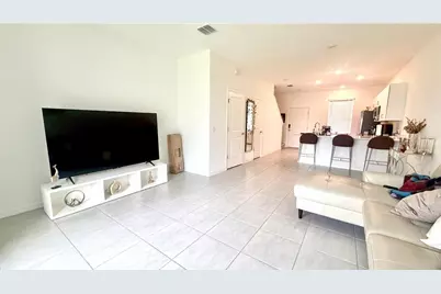3244 Skyline Loop, Kissimmee, FL 34758 - Photo 8
