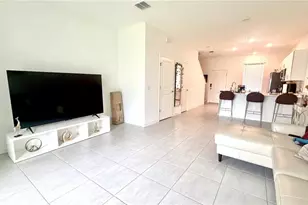 3244 Skyline Loop, Kissimmee, FL 34758 - Photo 8