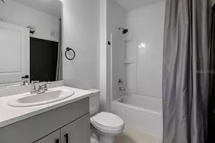 1033 Calico Pointe Cir, Groveland, FL 34736 - Photo 22