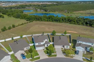 1033 Calico Pointe Cir, Groveland, FL 34736 - Photo 50