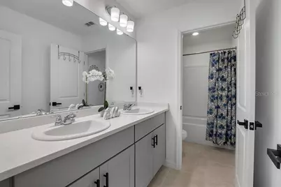 1033 Calico Pointe Circle, Groveland, FL 34736 - Photo 22