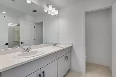1033 Calico Pointe Circle, Groveland, FL 34736 - Photo 30