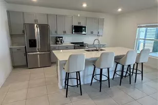 1033 Calico Pointe Cir, Groveland, FL 34736 - Photo 16