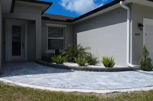 6370 Bennett Ct, Saint Cloud, FL 34771 - Photo 4