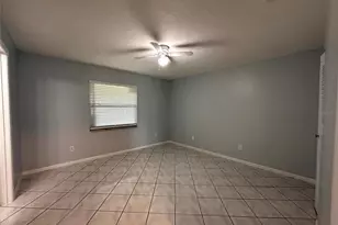 22 W Country Cove Way, Kissimmee, FL 34743 - Photo 18