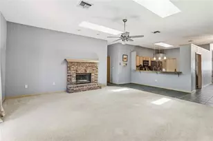 636 Adriane Park Cir, Kissimmee, FL 34744 - Photo 16