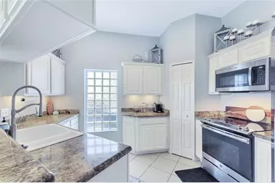 7204 Bay Club Way, Orlando, FL 32835 - Photo 6