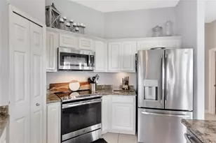 7204 Bay Club Way, Orlando, FL 32835 - Photo 8