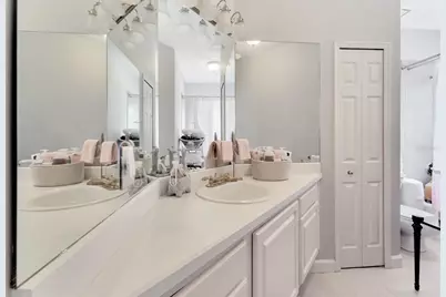 7204 Bay Club Way, Orlando, FL 32835 - Photo 16