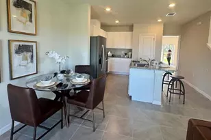 416 Preston Cv Dr, Saint Cloud, FL 34771 - Photo 2