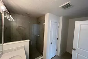 828 Longboat Dr, Davenport, FL 33896 - Photo 16