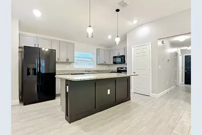 3040 Lakes Crest Avenue, Saint Cloud, FL 34772 - Photo 24